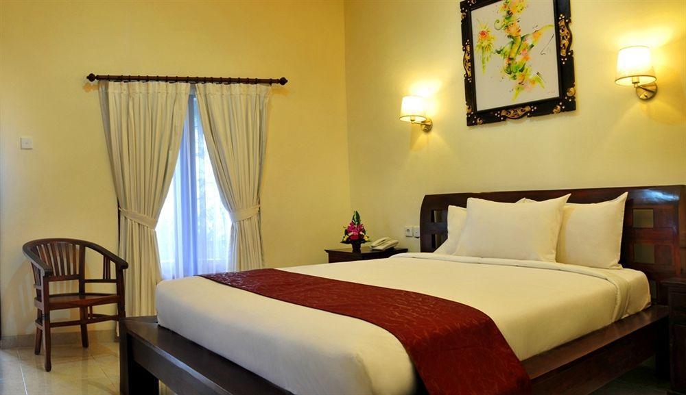 Puri Yuma Hotel Denpasar  Luaran gambar
