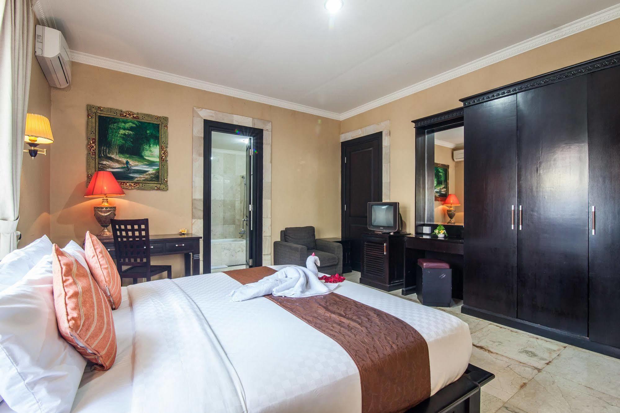 Puri Yuma Hotel Denpasar  Luaran gambar
